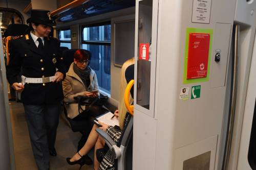 Il racconto dell'agente: "Ho difeso il capotreno dalle botte dei nigeriani"