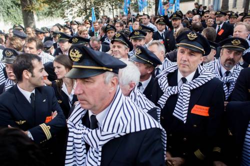 Air France senza pilota ora si avvita anche in Borsa
