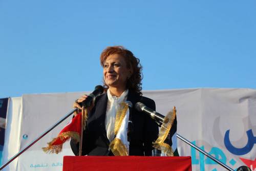 Souad Abderrahim, il primo sindaco donna (e senza velo) di Tunisi