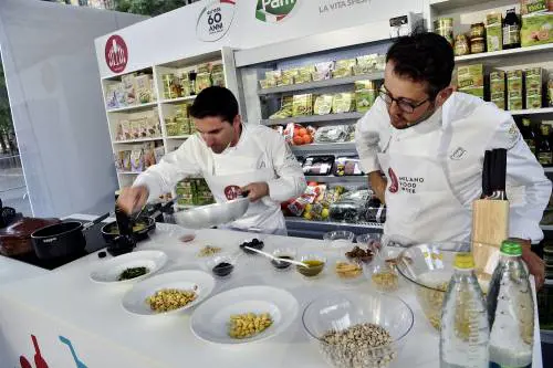 Casello di Porta Venezia e mercati coperti: il food in quattro tappe golose