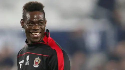 Balotelli resta al Nizza: l'annuncio ufficiale del club francese