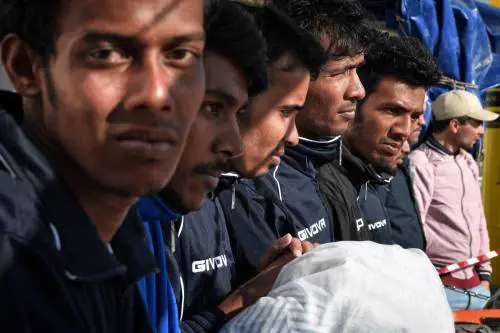 Sgomberata la "giungla" di Patrasso, hub dei migranti diretti in Italia