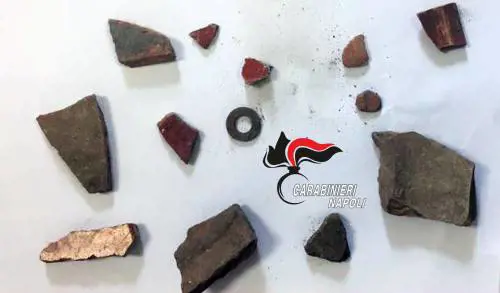 Pompei, rubano reperti agli Scavi: arrestati turisti francesi