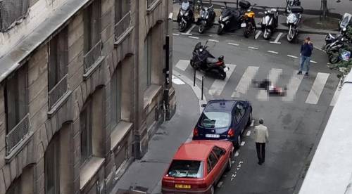 L'attacco in pieno centro a Parigi