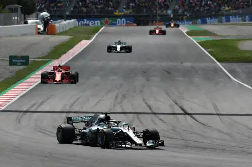 Hamilton è re di Spagna ​E Vettel è solo quarto