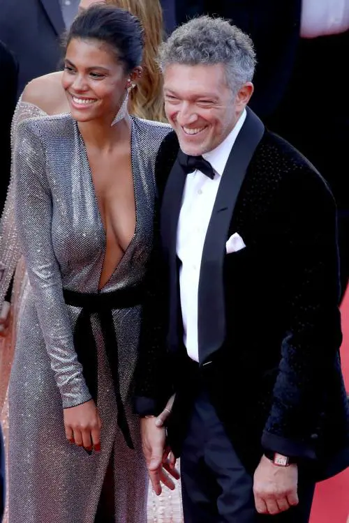 Tina Kunakey, la sexy compagna di Cassel a Cannes