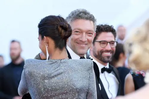 Vincent Cassel e Tina Kunakey si sposano ad agosto