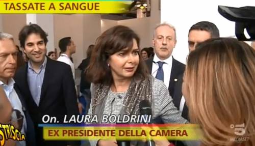 L'idea di Boldrini: 'Tassare grandi patrimoni e togliere Iva a assorbenti'