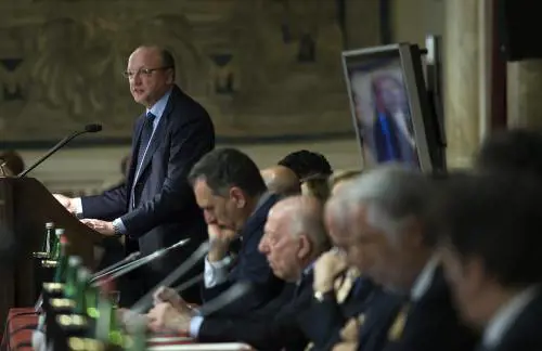 Confindustria in pressing su Lega-M5s: "Non toccate il Jobs act"