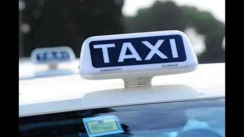 Rapallo, maxi conto in taxi: 40 euro per percorrere 1400 metri
