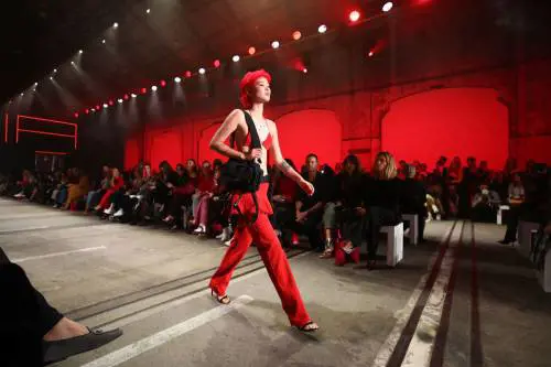 Mercedes-Benz Fashion Week 2018: la sfilata delle modelle