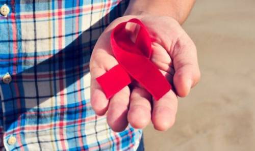 La lotta all'Aids si fa anche a colpi di pennello