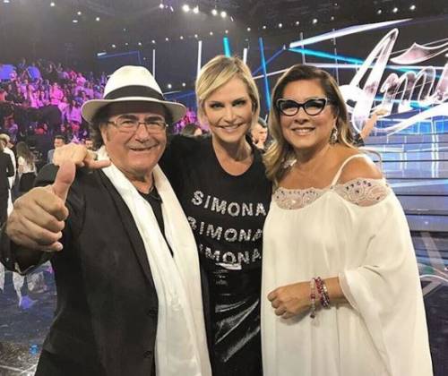 Simona Ventura gela la Lecciso: "So che è difficile da accettare, ma tra Al Bano e Romina c'è qualcosa"