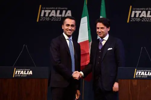 Altro mistero nel cv di Conte: il caso dello studio legale