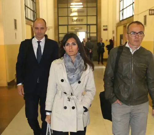 Raggi spiazzata: "Lanzalone me l'ha imposto Casaleggio"