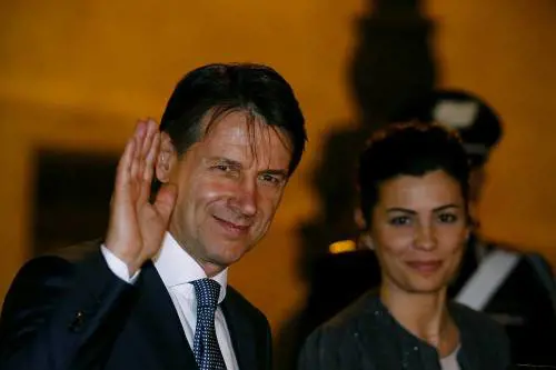 "Come dice Di Maio...". La cantilena di Conte ​"commissariato" da M5S