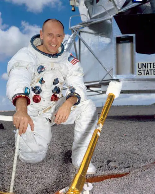 Morto l'astronauta Alan Bean