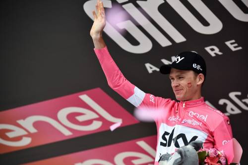 Giro d'Italia, Bennet vince l'ultima tappa. A Froome la magia rosa