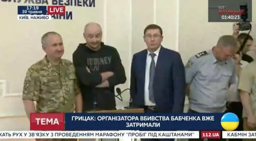 Il giornalista anti-Putin: "Ho finto la morte col sangue di maiale"