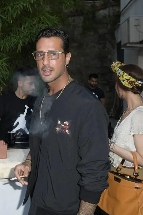 Fabrizio Corona: "Per fare l'amore ho bisogno delle sostanze, ne mischio tante"