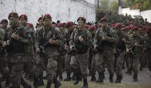 Quei soldi degli Stati Uniti per finanziare gruppi paramilitari