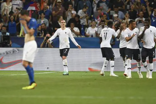 La Francia serve il tris all'Italia: azzurri ko 3-1 nell'amichevole di Nizza