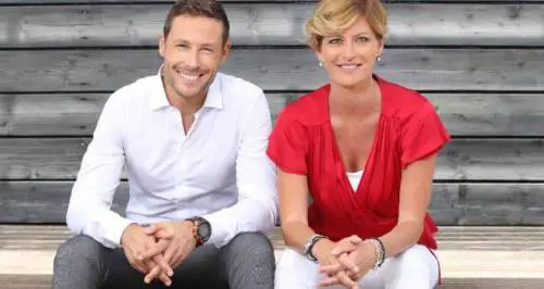 Massimiliano Ossini debutta a Unomattina Estate: l'eleganza che conquista il programma Rai