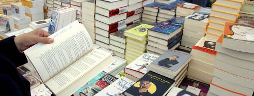 Libri sotto l'ombrellone. I milanesi vincono ancora