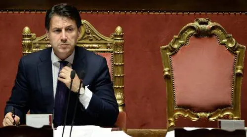 Senato, il governo Conte ottiene la fiducia