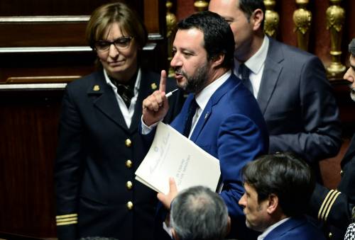 Salvini: "Sono favorevole alla reintroduzione del servizio militare"