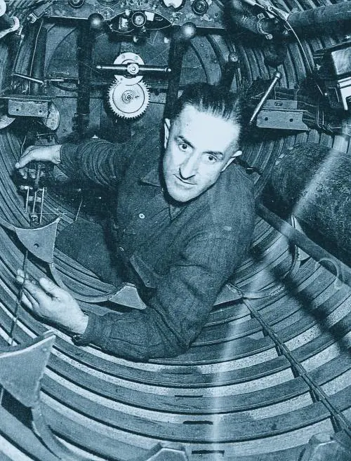 Vassena, il genio che camminò (in doppiopetto) sul lago