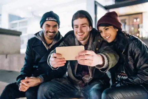 Selfie perfetto, ecco come farlo