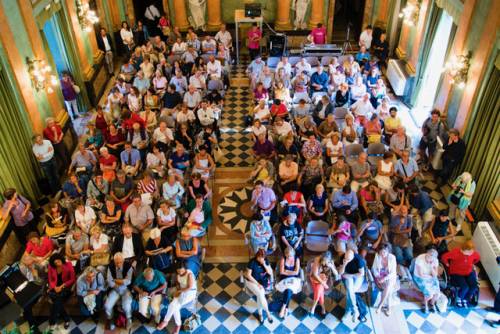 La Felicità è una bella storia: scrittori sul lago di Como