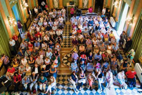 La Felicità è una bella storia: scrittori sul lago di Como