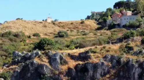 Palermo, avviso choc del Comune: "Pericolo di morte per chi vive sotto il costone"