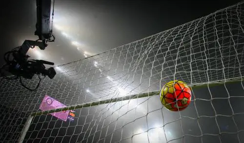 Calcio in tv, che choc. Niente gol fino a sera. Addio a 90° Minuto?