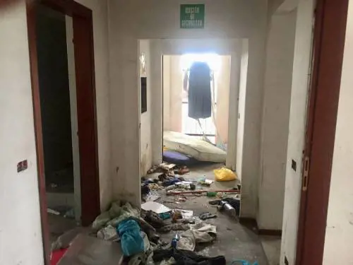 Sardone attacca: "In via Adriano Comune assente"