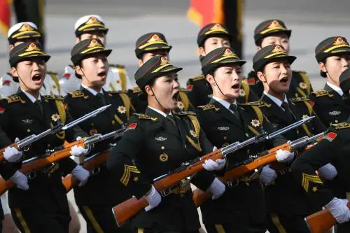 L'Occidente appeso agli ultimi comunisti