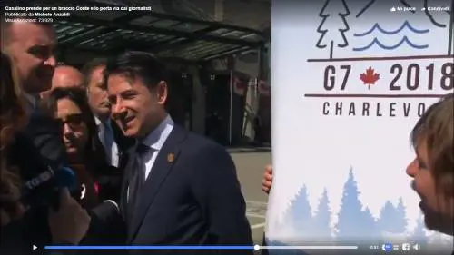G7, Conte parla con i giornalisti ma Casalino lo porta via