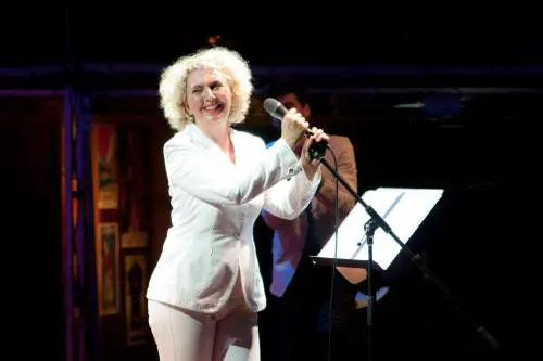 L'ultima follia degli intellettuali chic: "Muoia un bimbo così cade il governo"