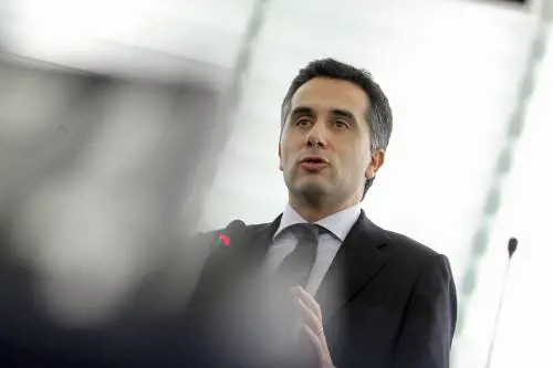 "Immagina", Forza Italia riparte, il 10 ottobre da Milano 