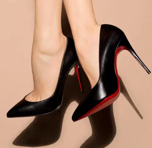 La Corte Ue salva la suola rossa: "Esclusiva Louboutin"