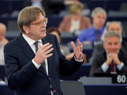 Verhofstadt: "Salvini vuole uccidere la nostra democrazia"
