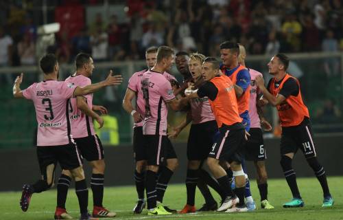 Il Palermo vince in rimonta contro il Frosinone: 2-1 e Serie A ad un passo