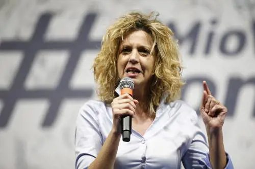 L'ex grillina di ferro asfalta Grillo e Conte: "Vi dico tutto"