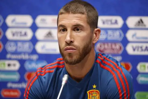E se gentleman Sergio Ramos abbattesse CR7?