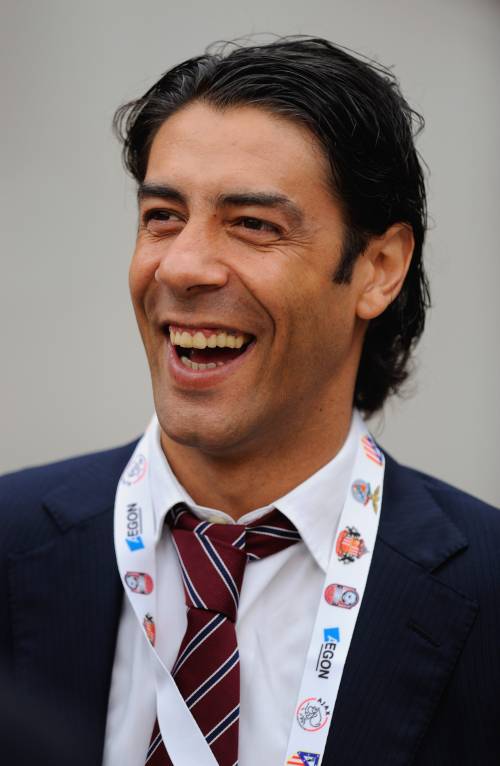 Rui Costa ci prova: "Bisogna giocare da campioni d'Europa..."