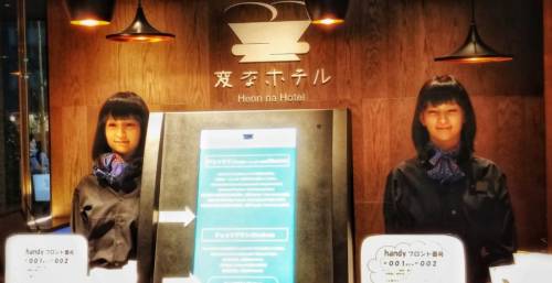 Esiste un albergo in Giappone dove comandano solo i robot