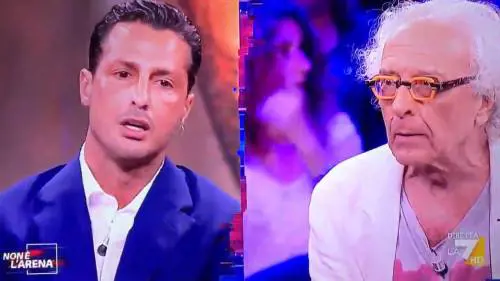Lite tra Corona e Mughini: "Poveraccio", "Tu sei un buffone"
