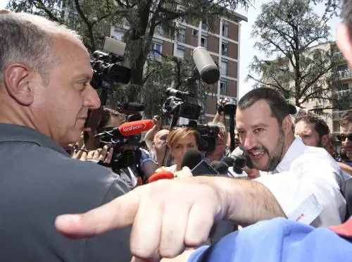 The Guardian "gufa" Salvini: "Farà la fine di Renzi?"